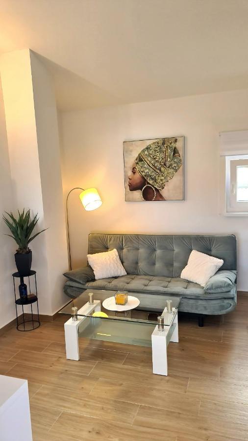 Family Oasis Apartment Zukve ヴーシ エクステリア 写真