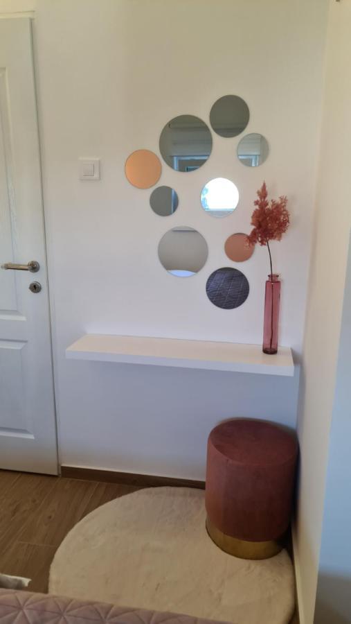 Family Oasis Apartment Zukve ヴーシ エクステリア 写真