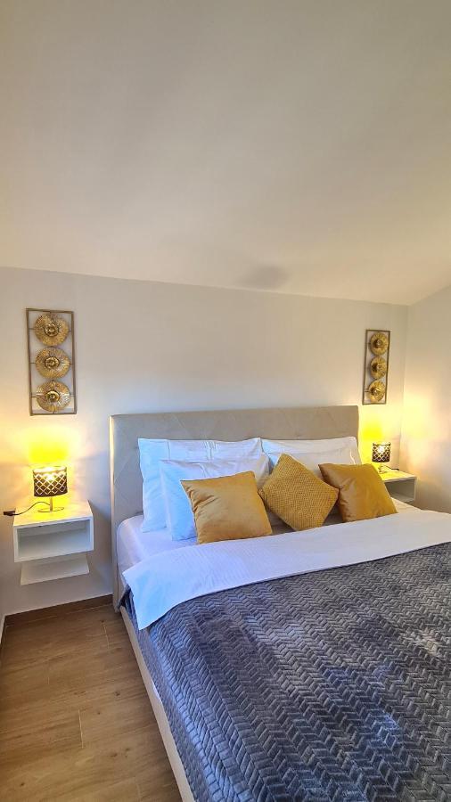 Family Oasis Apartment Zukve ヴーシ エクステリア 写真